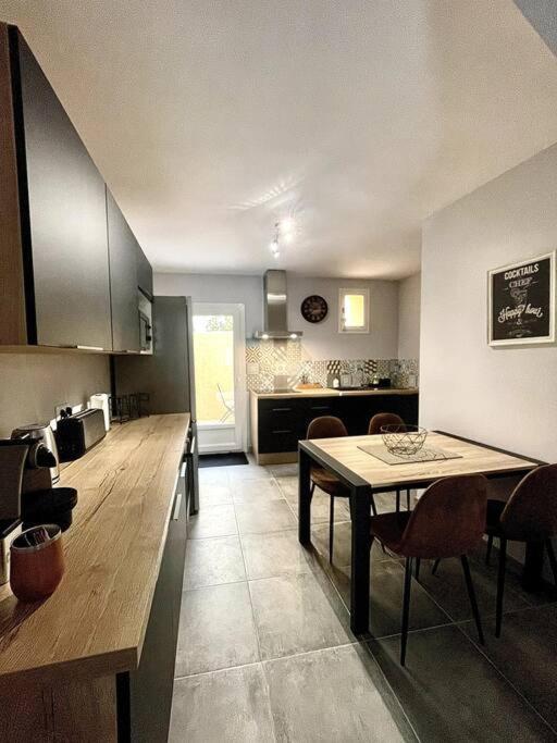 Jolie Maison De Ville - 4 Personnes - Wifi - Tv Mauguio Luaran gambar
